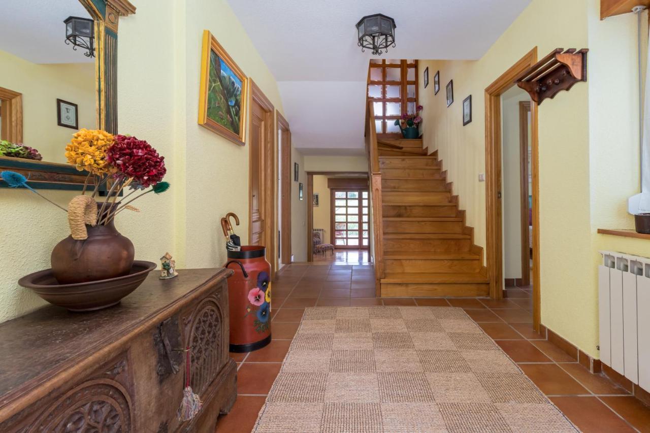 Exclusivo Chalet En โปเตส ภายนอก รูปภาพ